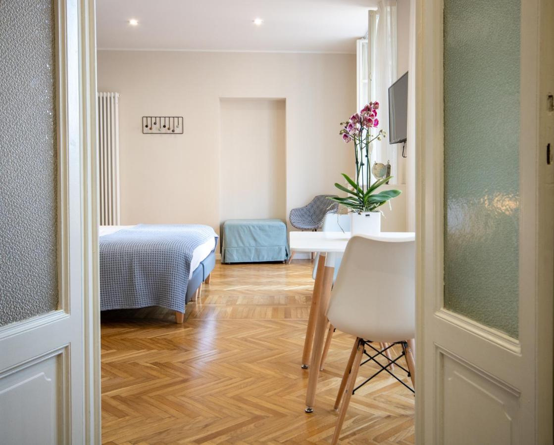 Aqualago Casa Vacanze - Apartament B 韦尔巴尼亚 外观 照片