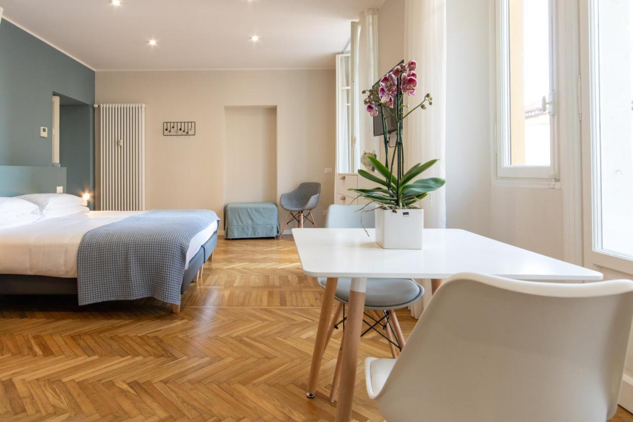 Aqualago Casa Vacanze - Apartament B 韦尔巴尼亚 外观 照片